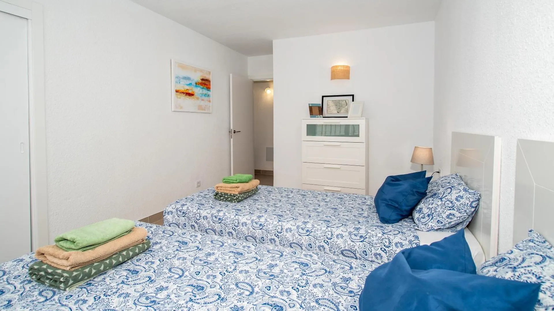 Newly Refurbished Bungalow In Prime Location Playa de las Américas Appartement