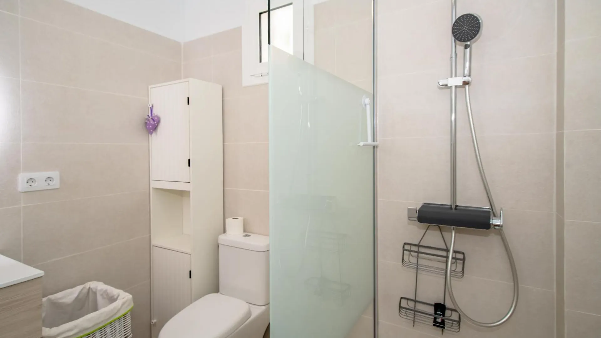 Appartement Newly Refurbished Bungalow In Prime Location Playa de las Américas