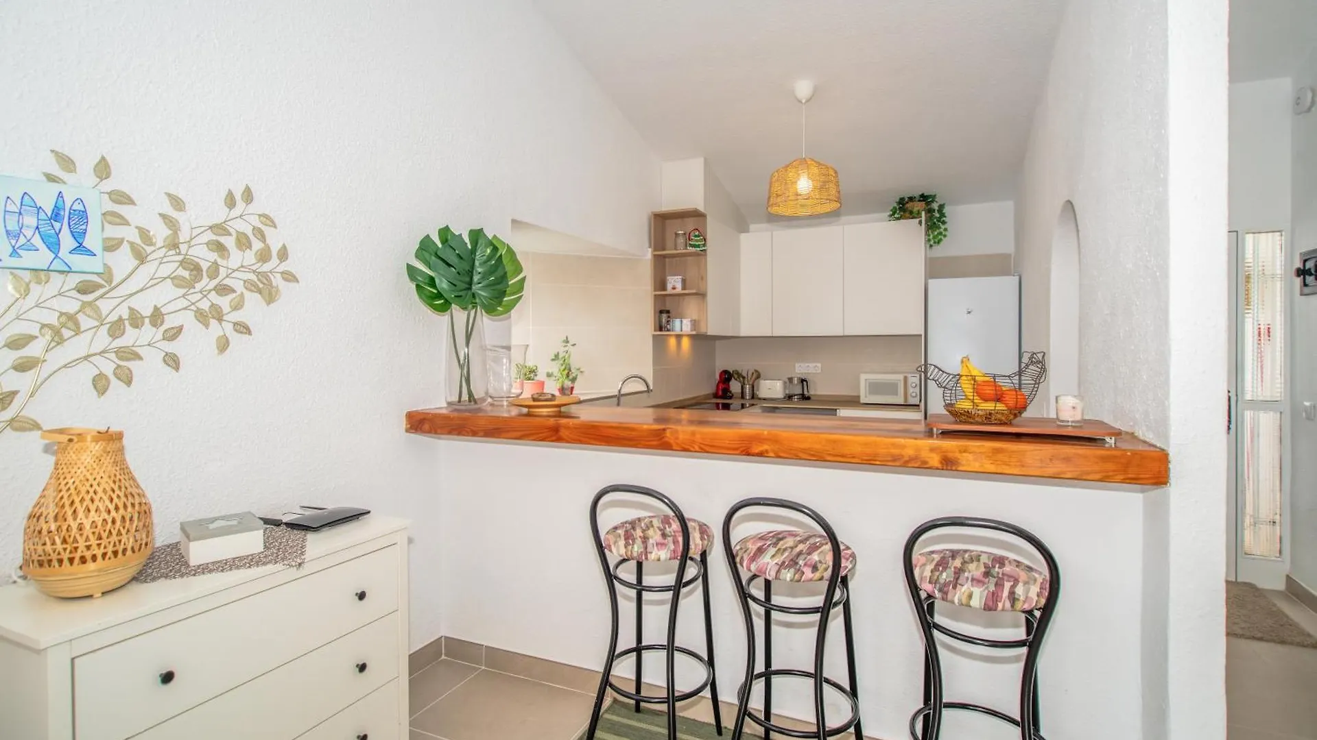 Newly Refurbished Bungalow In Prime Location Playa de las Américas Appartement